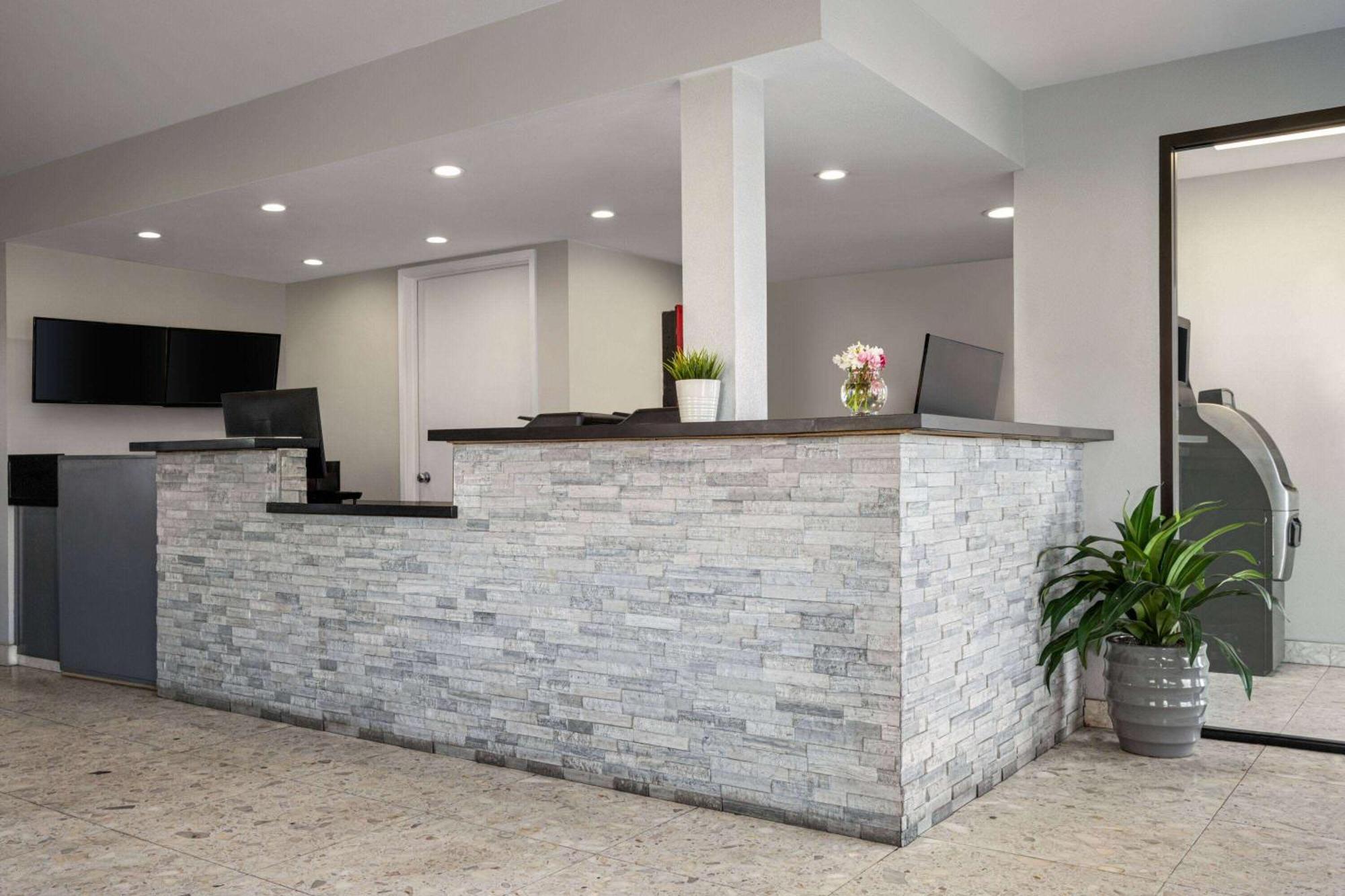 Days Inn By Wyndham Fresno South Luaran gambar